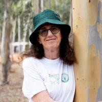 עינת גרא, מדריכה מוסמכת לרפואת יער